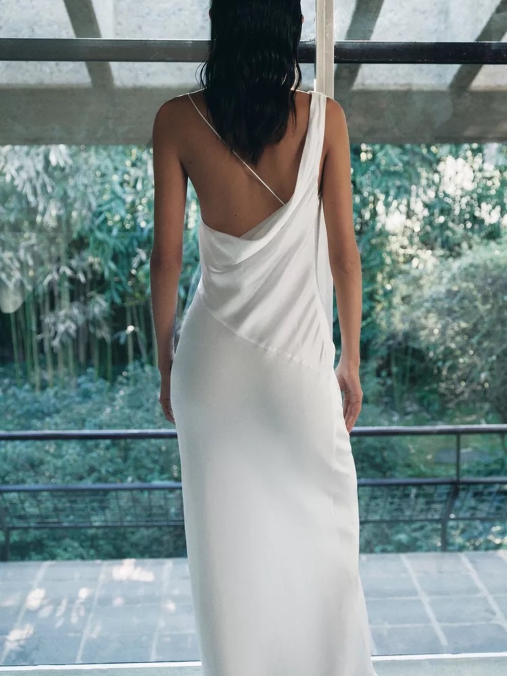 Zara satin low back dress - Picture 2 of 3